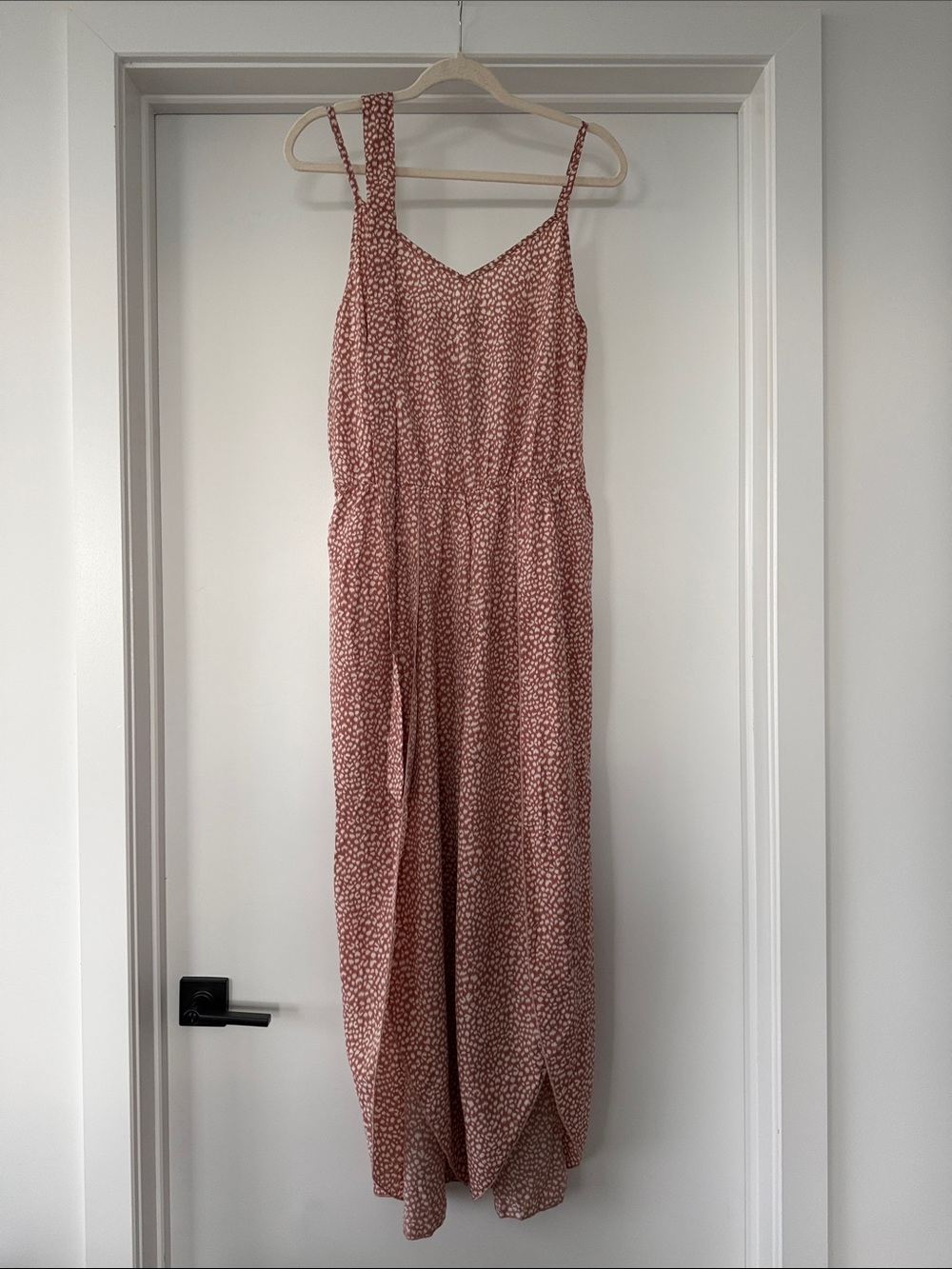 Sleeveless Wide-Leg Floral Jumpsuit in Dusty Mauve
